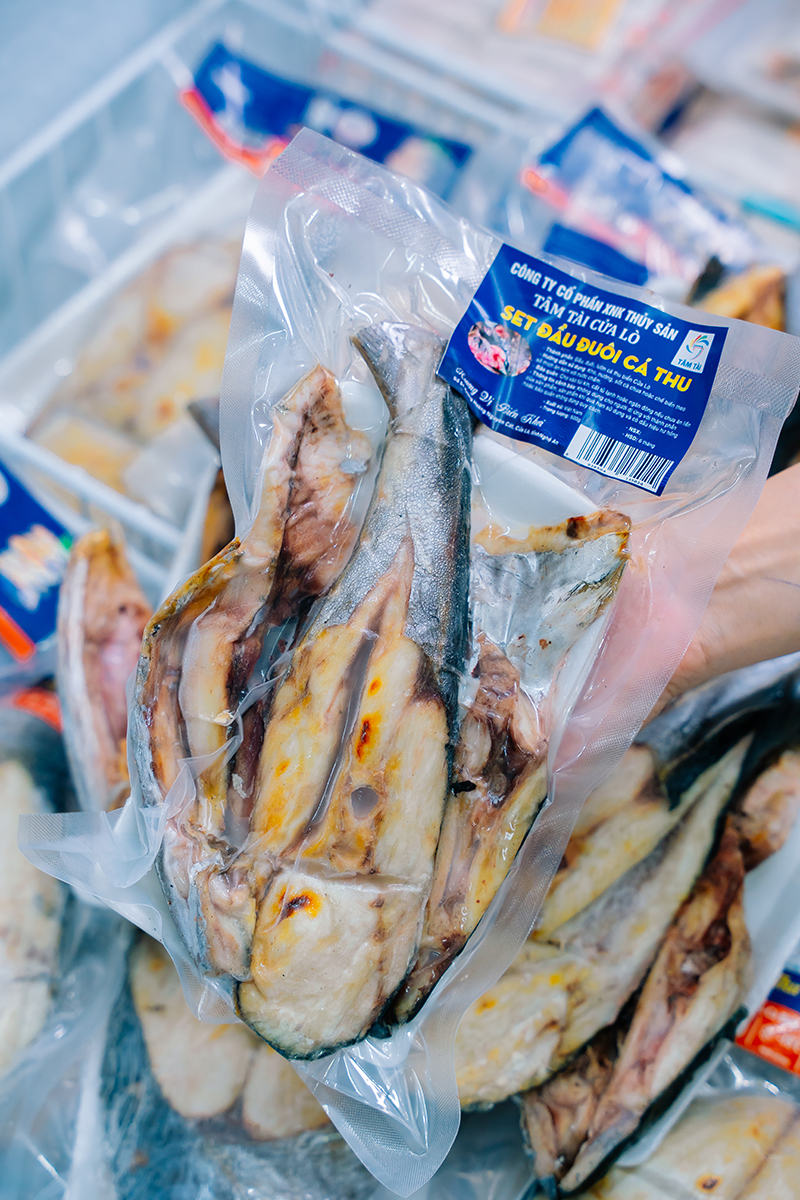 ĐẦU ĐUÔI CÁ THU - Ảnh 2